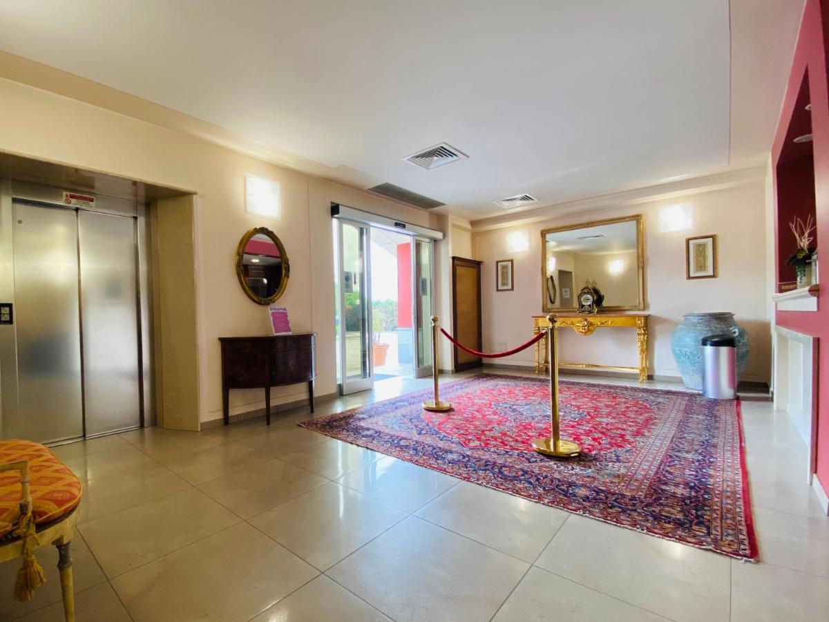 Hotel Daniel 4*